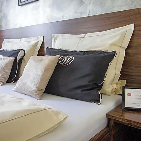 Landhotel 3*
