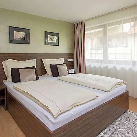 Landhotel 3* 울프스루겐