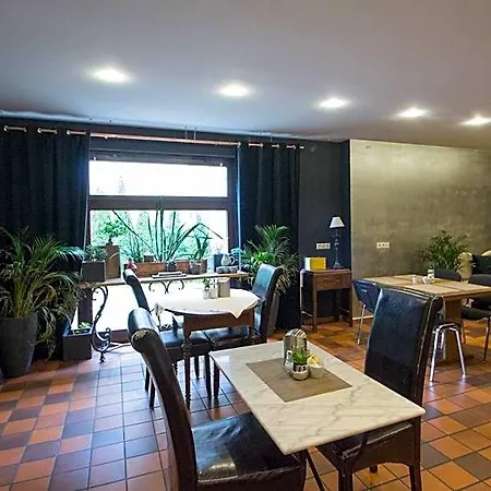 Landhotel 호텔