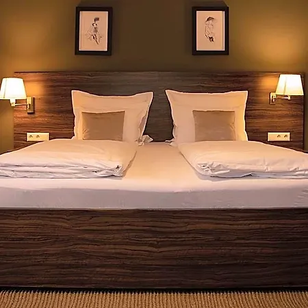 Landhotel 3* 울프스루겐