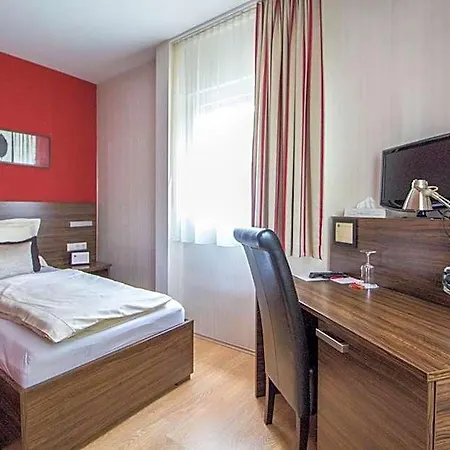 호텔 Landhotel 울프스루겐