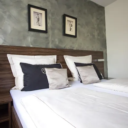 Landhotel 3*